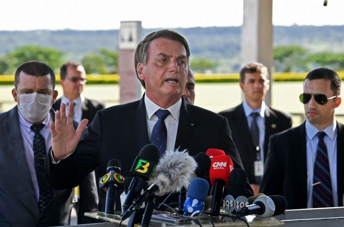 Bolsonaro diz que Petrobras tem meta de reserva a acionistas