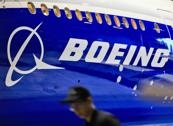 Boeing entrega mais aviões do que Airbus no 1° trimestre
