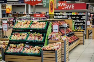 Corredor de supermercado, consumo, alimentos