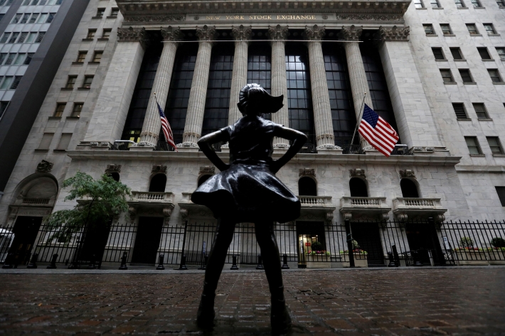 Wall Street abre em baixa após resultados trimestrais de Tesla e IBM