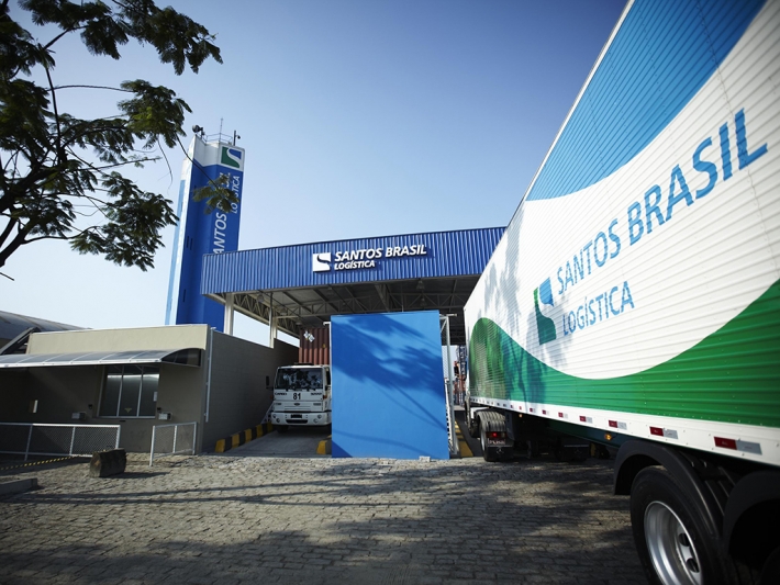 Santos Brasil (STBP3) registra lucro líquido de R$ 135,5 milhões no 4º tri