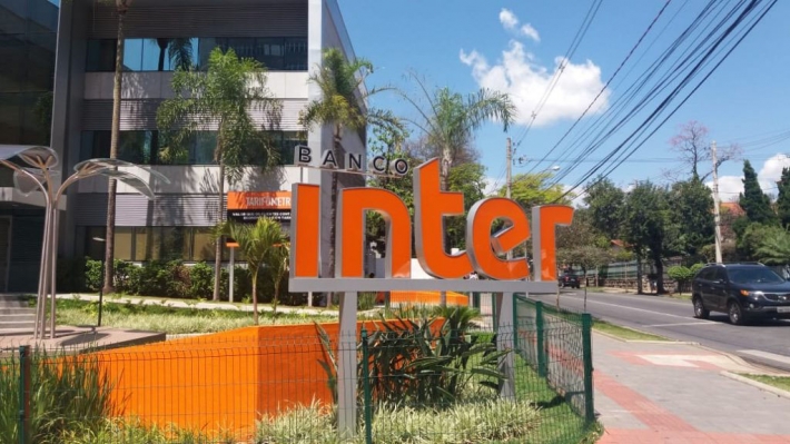 Ibovespa hoje: Banco Inter (BIDI11), PetroRio (PRIO3) e Iguatemi (IGTA3) são os destaques positivos do dia