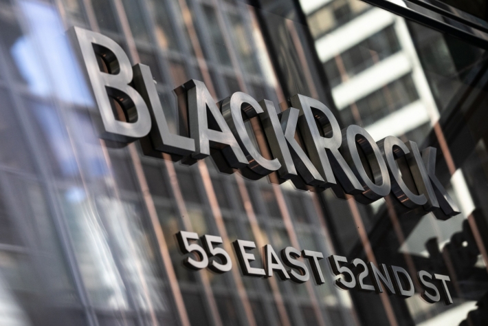 BlackRock diz que está reduzindo posição “underweight” em Treasuries