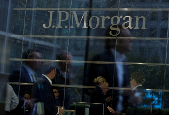 JPMorgan suspende recompras de ações, após balanço trimestral fraco