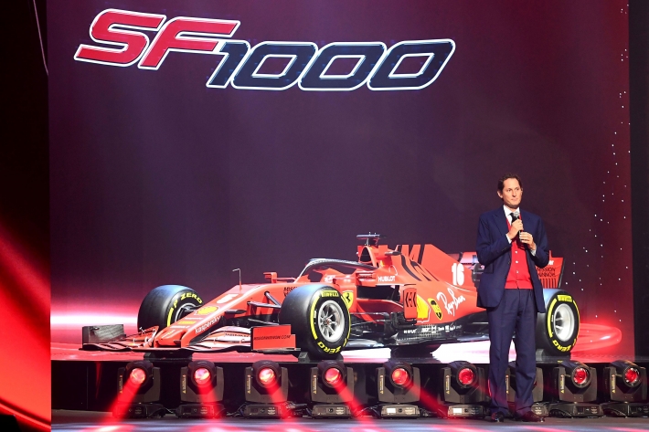Ferrari adia metas financeiras em meio a mais tumulto com CEOs
