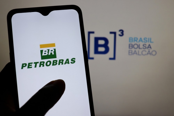 Ibovespa avança com exterior, mas Petrobras atenua fôlego