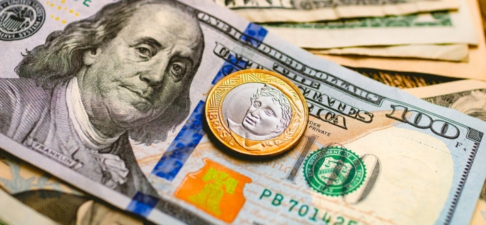 Dólar fecha em queda de 0,55%, a R$5,508, com intervenção do BC