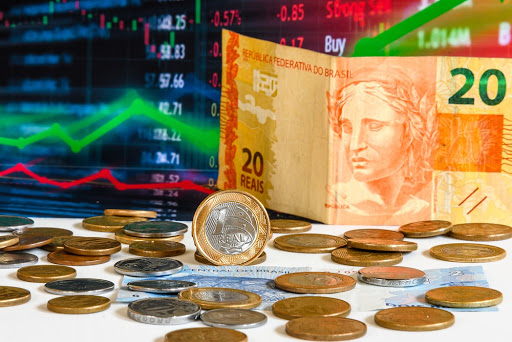 Para Banco Fibra, dólar deve operar na faixa dos R$ 5,06 em 2022