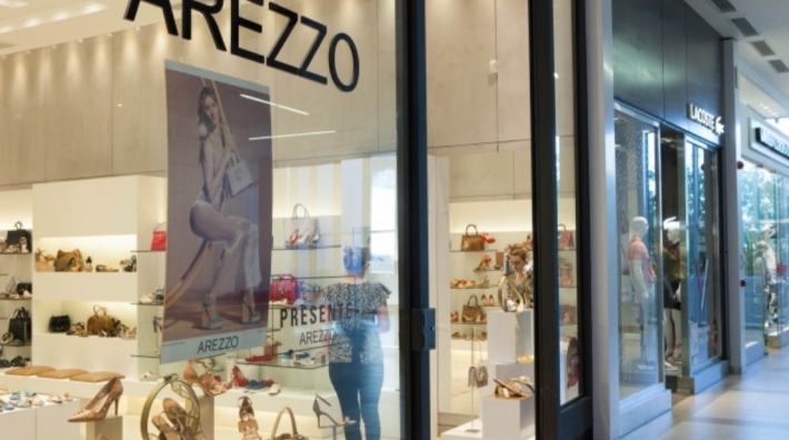 Arezzo quase triplica lucro líquido no 3º trimestre