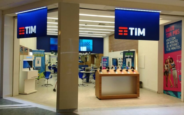 Teles: Santander inicia cobertura com recomendação para TIM, Vivo e Oi