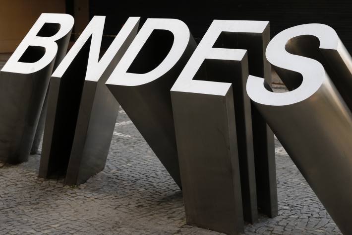 BNDES vende cerca de 12% de sua fatia na JBS e obtém R$ 2,6 bi