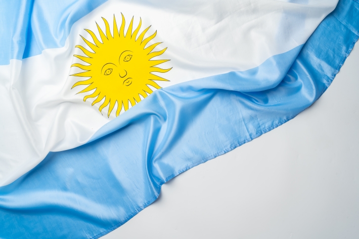 Maiores bancos da Argentina começam a aceitar criptomoedas