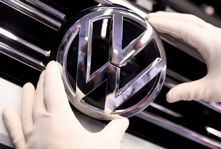 Acionistas consideram trocar fatia na Volkswagen por parte na Porsche