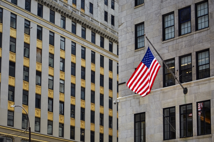 Fitch: alta de juros nos EUA preocupa emergentes