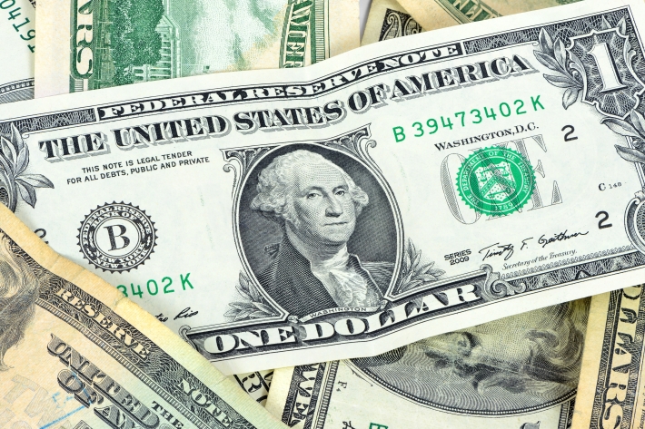 Dólar à vista fecha em alta de 0,11%, a R$ 4,81