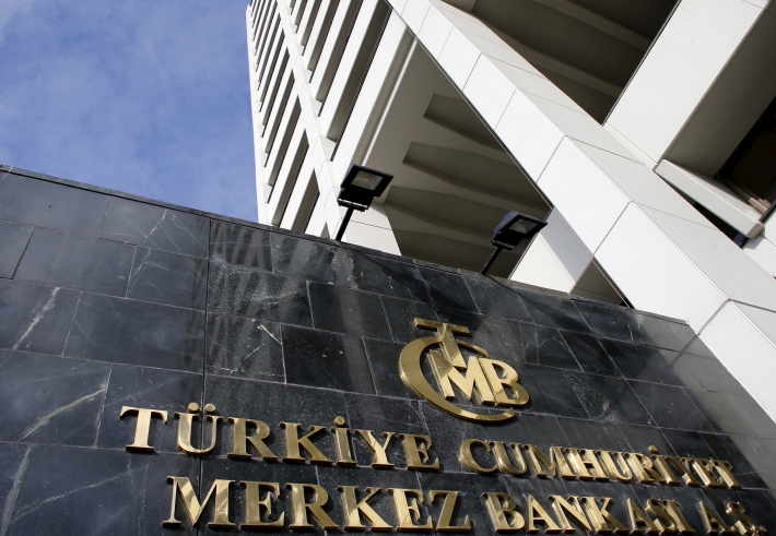 BC da Turquia mantém juros em 14% apesar da disparada da inflação