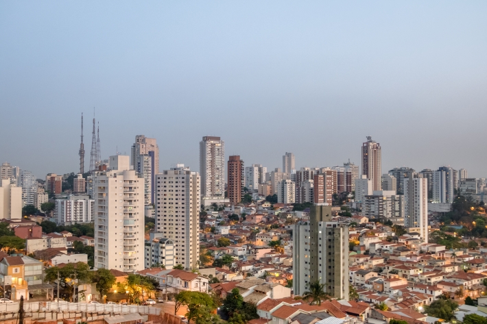 PIB do Brasil acelera e cresce 1,0% no 1º tri, diz IBGE