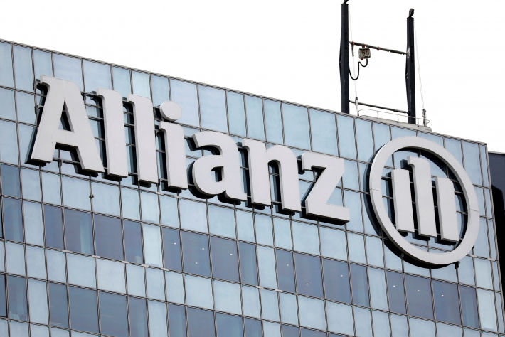 Allianz vende mais de 50% de participações em operações na Rússia
