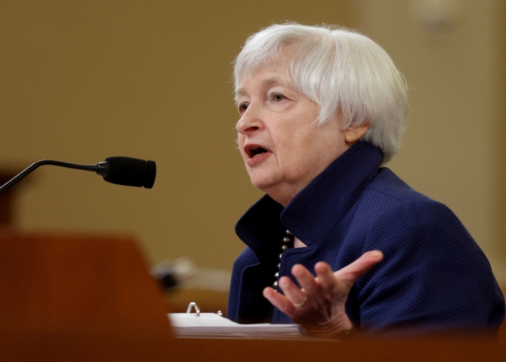 Países contrários à taxa mínima global perderão receita, afirma Yellen