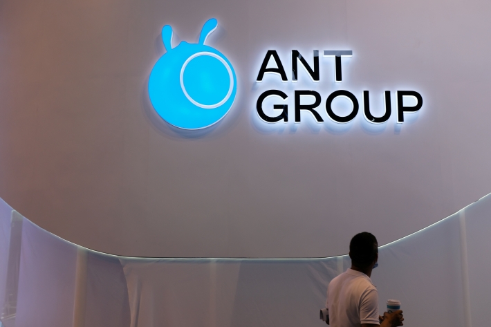 China dá aval a planos da Ant de retomar IPO em Xangai e Hong Kong