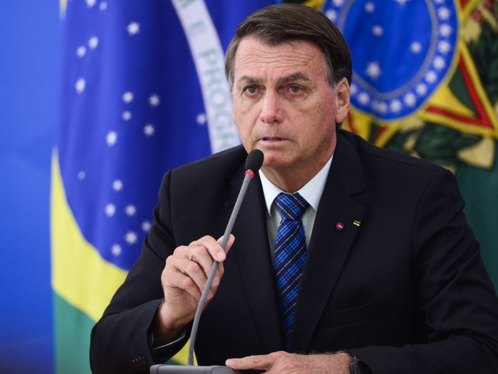 Bolsonaro diz que presidente da Petrobras tem de cumprir função social