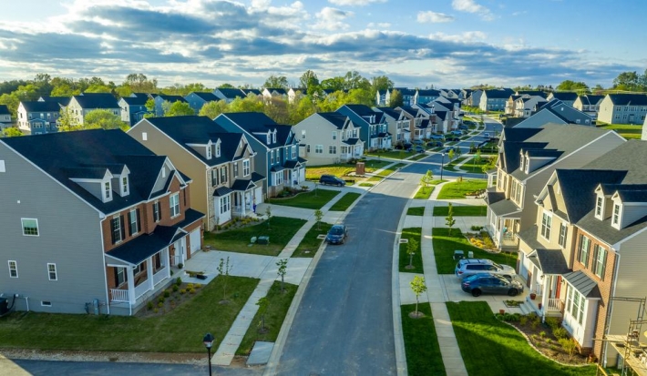 Por que as vendas no mercado imobiliário dos EUA aumentaram