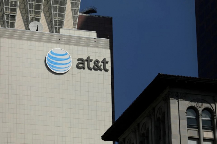 AT&T tem lucro por ação e receita menores no 2° trimestre