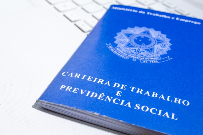 Receba um código para uma Pesquisa temporária exclusiva durante a