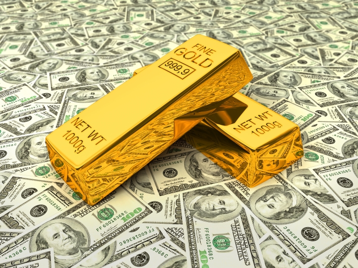 Metais: ouro fecha em alta, com dólar fraco após PMI dos EUA