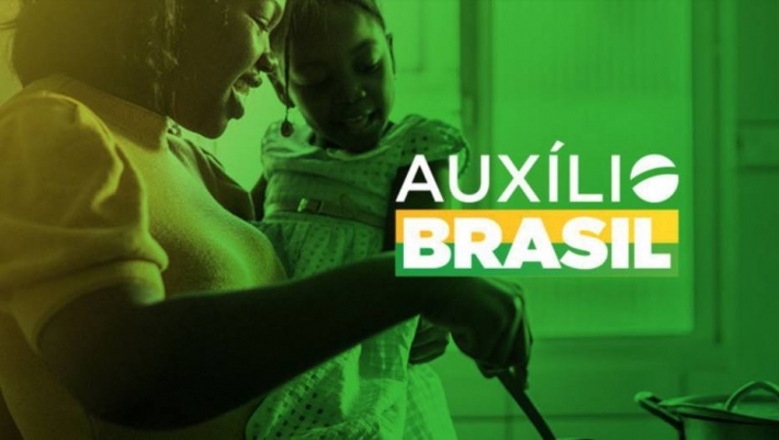 Auxílio-Brasil: beneficiário com NIS final 2 recebe hoje a parcela de dezembro