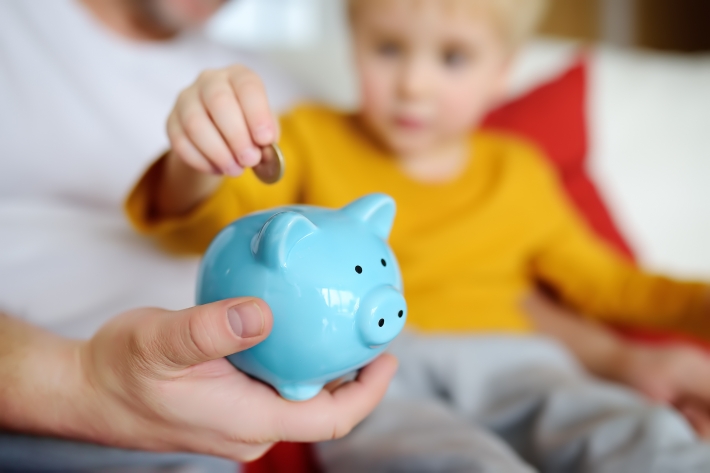 Dia dos Pais: como eles influenciam as ideias dos filhos sobre finanças