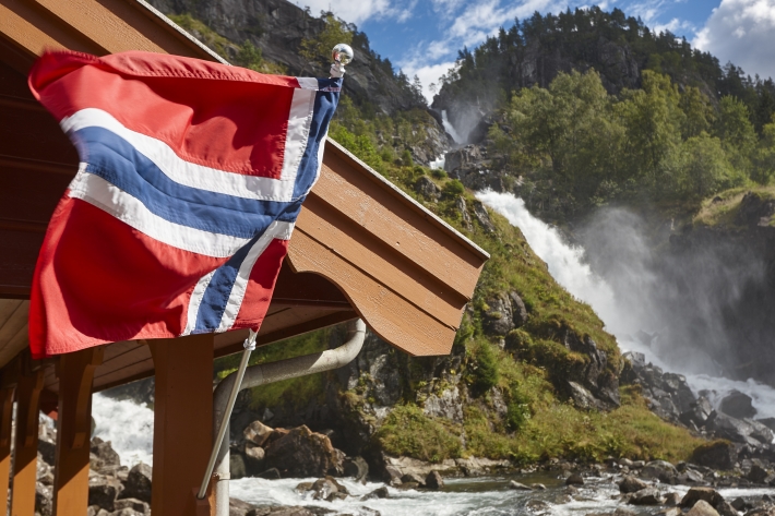 BC da Noruega eleva juro básico a 1,75% e prevê nova alta em setembro