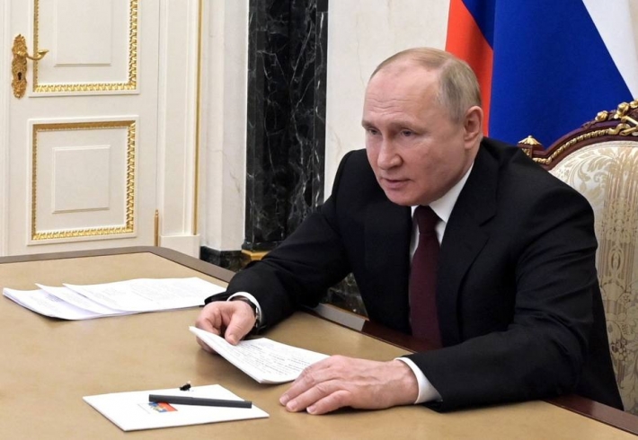 Guerra faz Rússia se afastar da Armênia, que aceita até prender Putin