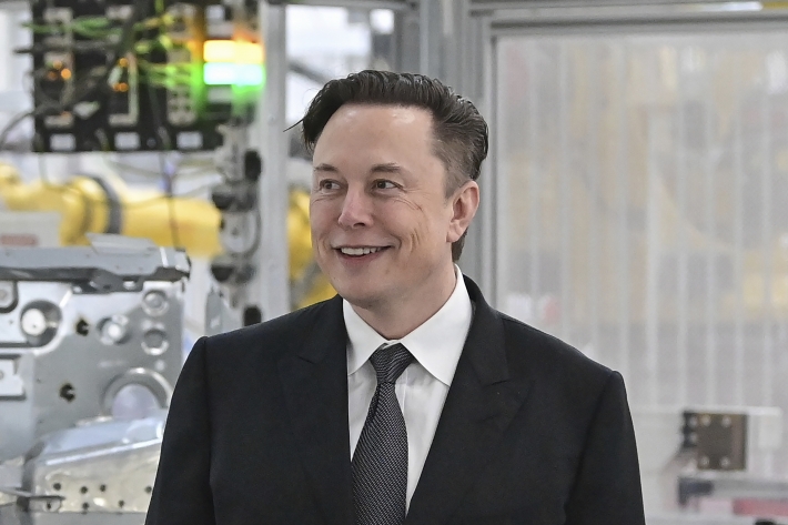 Saiba quais impasses Elon Musk enfrenta na fábrica alemã da Tesla
