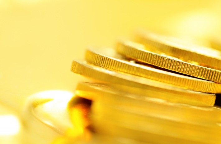 Metais: ouro fecha em queda, com dólar e juros dos Treasuries fortes
