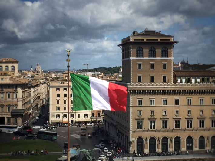 Itália: PIB recua 0,1% no 4º trimestre, menos do que o esperado