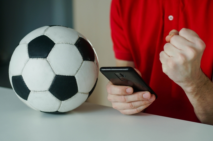 Copa do Mundo: por que apostas esportivas são perigosas para os jovens