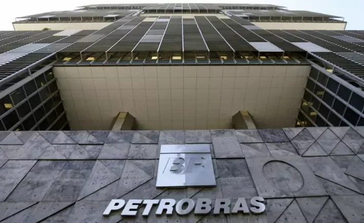 Petrobras reduz preço dos combustíveis; a medida afeta os dividendos?