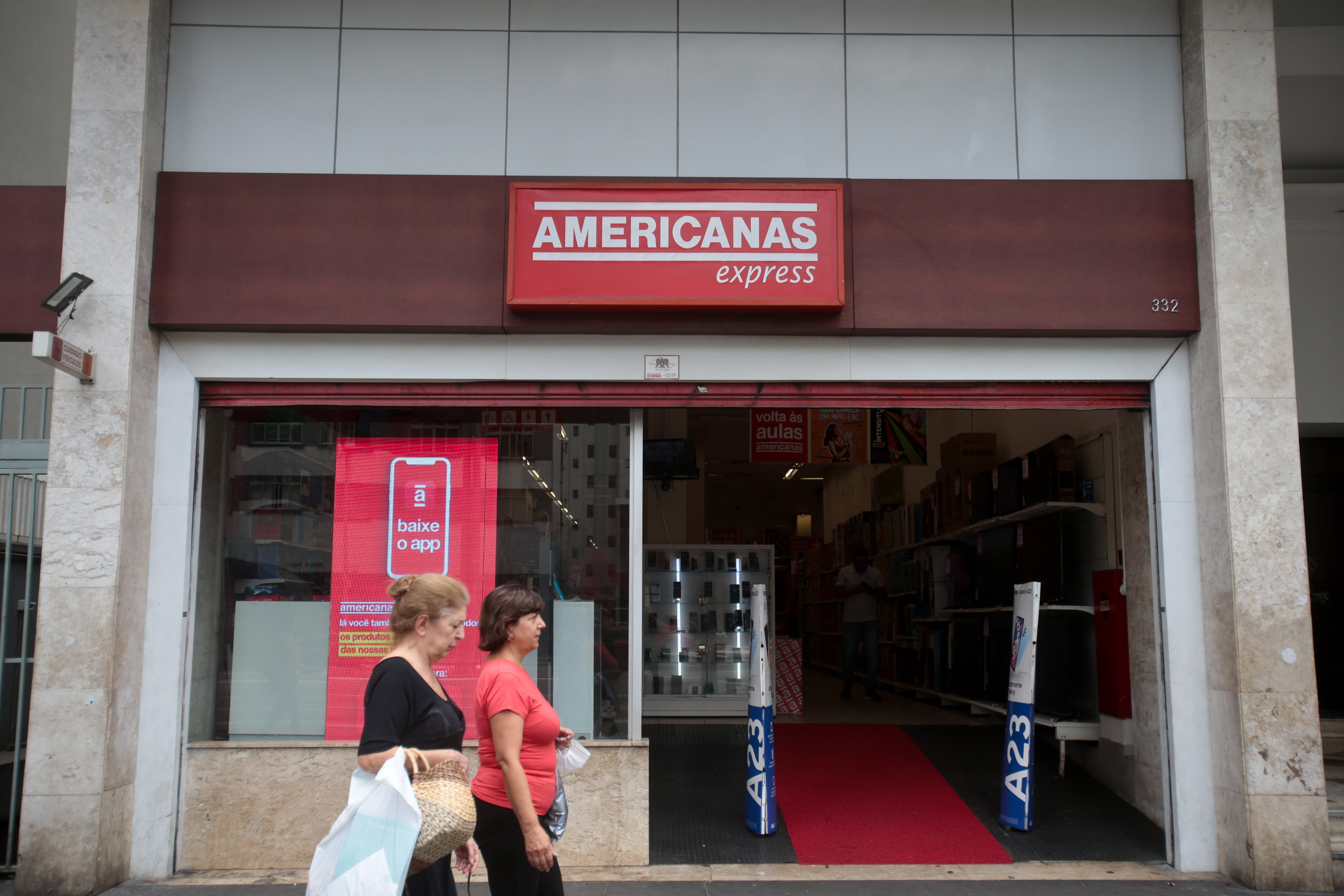 Americanas (AMER3) consegue proteção na Justiça contra vencimento de  dívidas e tem 30 dias para pedir recuperação