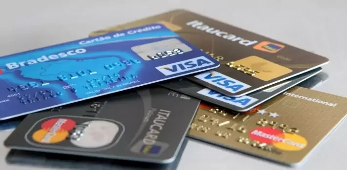 Não perca o cartão de crédito nos EUA, pois a entrega pode ser longa
