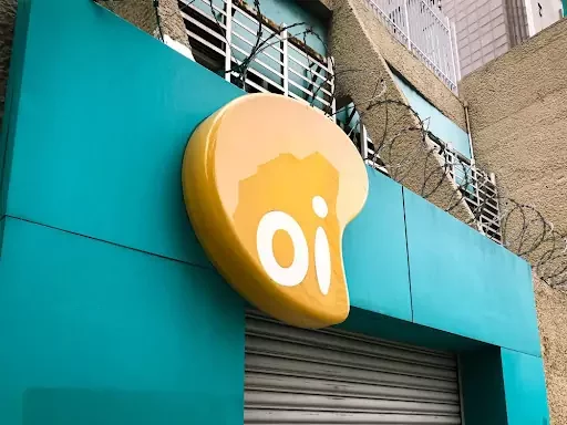 Ações da Oi (OIBR3) deslancham após Anatel liberar venda de torres