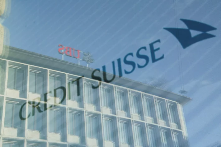 Grupo UBS anuncia decisão importante que vai impactar contas da Credit Suisse