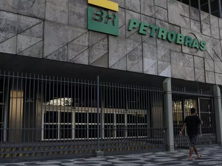 Dividendos globais batem recorde em 2022; Petrobras é a 2ª maior do mundo