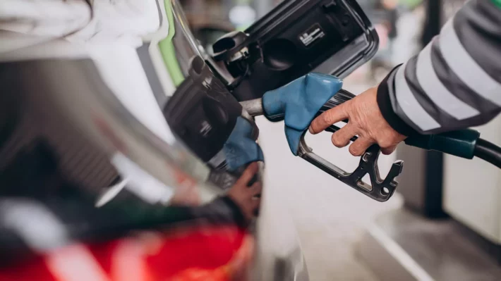 Preço da gasolina sobe a partir de hoje; veja como economizar