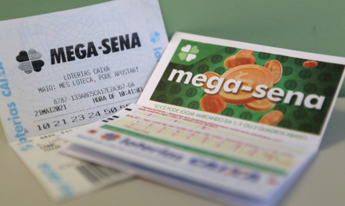 Mega-Sena Concurso 2614: Três apostas acertam e vão dividir prêmio de R$  68,2 milhões