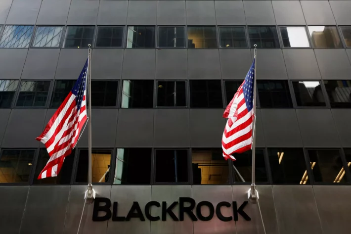 Por que a BlackRock está aumentando a participação em empresas brasileiras?
