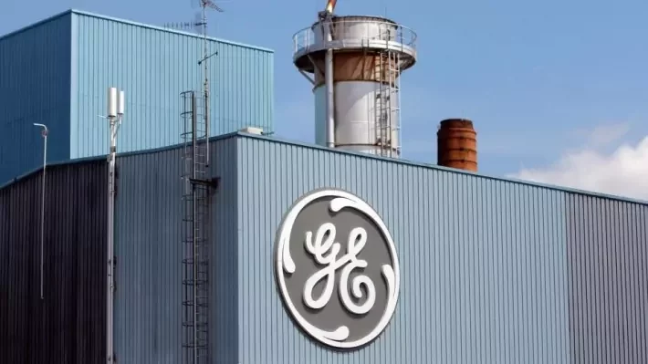 General Electric surpreende com lucro e receita no 2º tri; ação sobre no pré-mercado