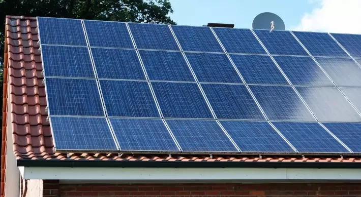 Brasil passa a ser 5º maior produtor de energia solar, diz estudo