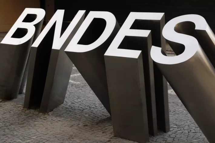 BNDES é premiado como melhor coordenador de ofertas de debêntures de 2023