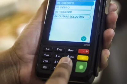 Máquina de cartão de crédito/débito.